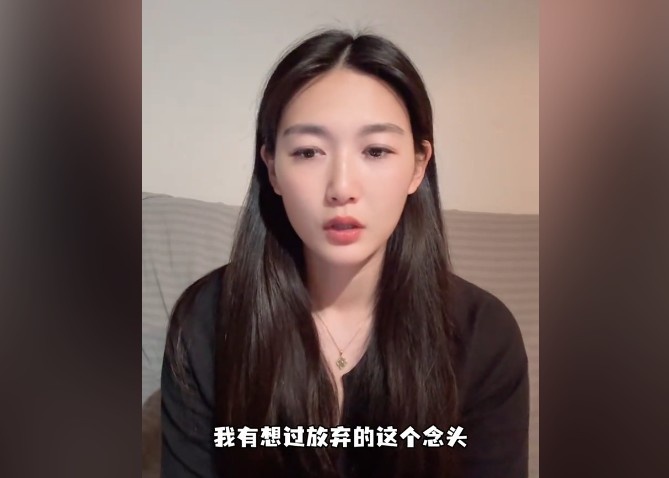 杨莉娜：年轻球员要将进国家队作为最重要目标 是新开始也是挑战